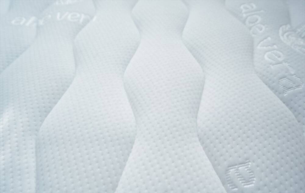 aloe-vera-mattress-memory-foam-&-its-benefits